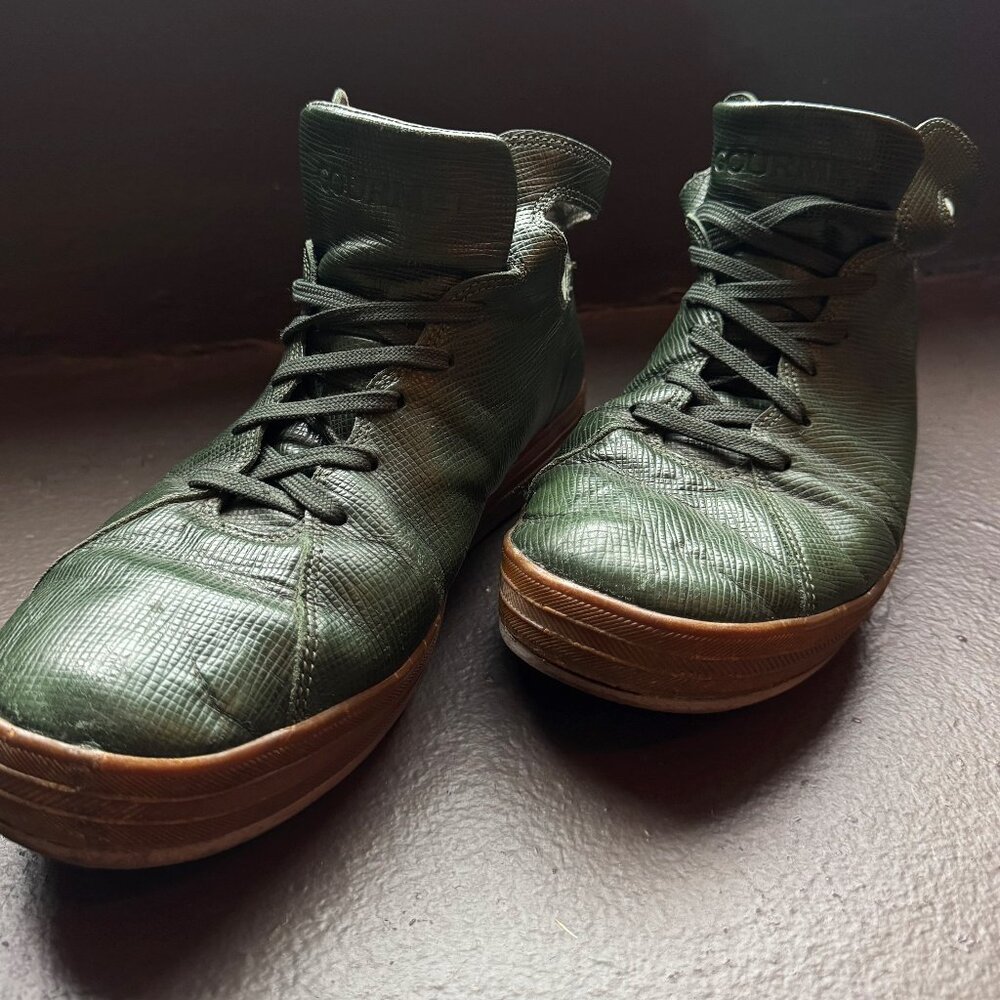 NFN Gourmet Green leather rare Mens Sneakers USA Size 11
Memory foam insoles